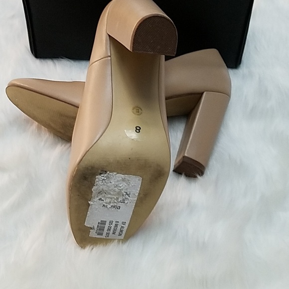 Nude heels - Picture 2 of 3